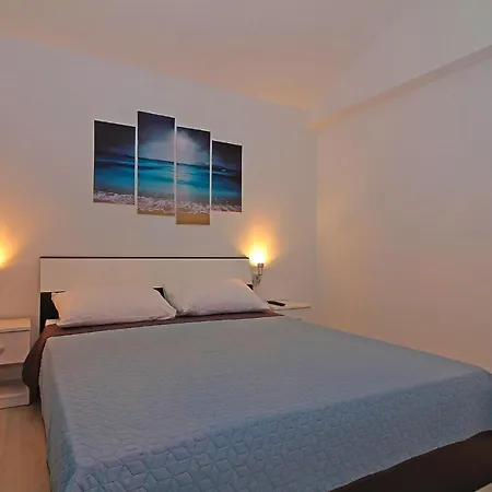 Mimosa In Casa de Férias Nedeščina