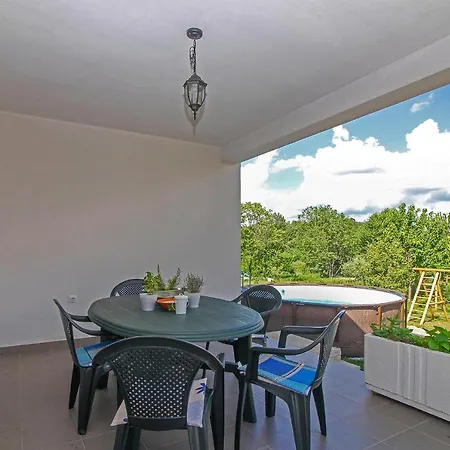Casa de Férias Mimosa In Nedeščina