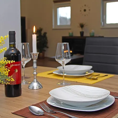 Mimosa In Casa de Férias Nedeščina